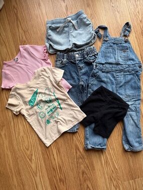 Bundle of Toddler Girls’ Clothing